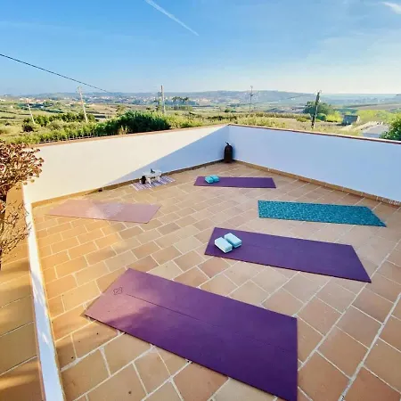 ベッド・アンド・ブレックファスト Da Silva Surfcamp- 3 Bettzimmer Mit Fruehstueck 3*