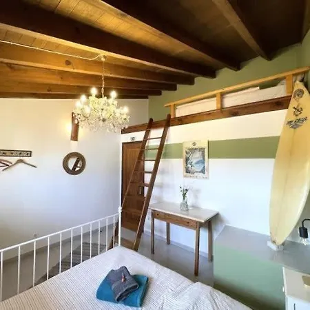 Da Silva Surfcamp- 3 Bettzimmer Mit Fruehstueck ベッド・アンド・ブレックファスト