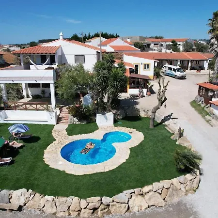 Da Silva Surfcamp- 3 Bettzimmer Mit Fruehstueck ベッド・アンド・ブレックファスト