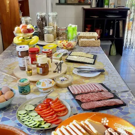 Da Silva Surfcamp- 3 Bettzimmer Mit Fruehstueck Отель типа 