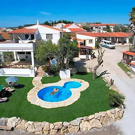 Da Silva Surfcamp- 3 Bettzimmer Mit Fruehstueck Bed & Breakfast Lourinha (Lisbon)